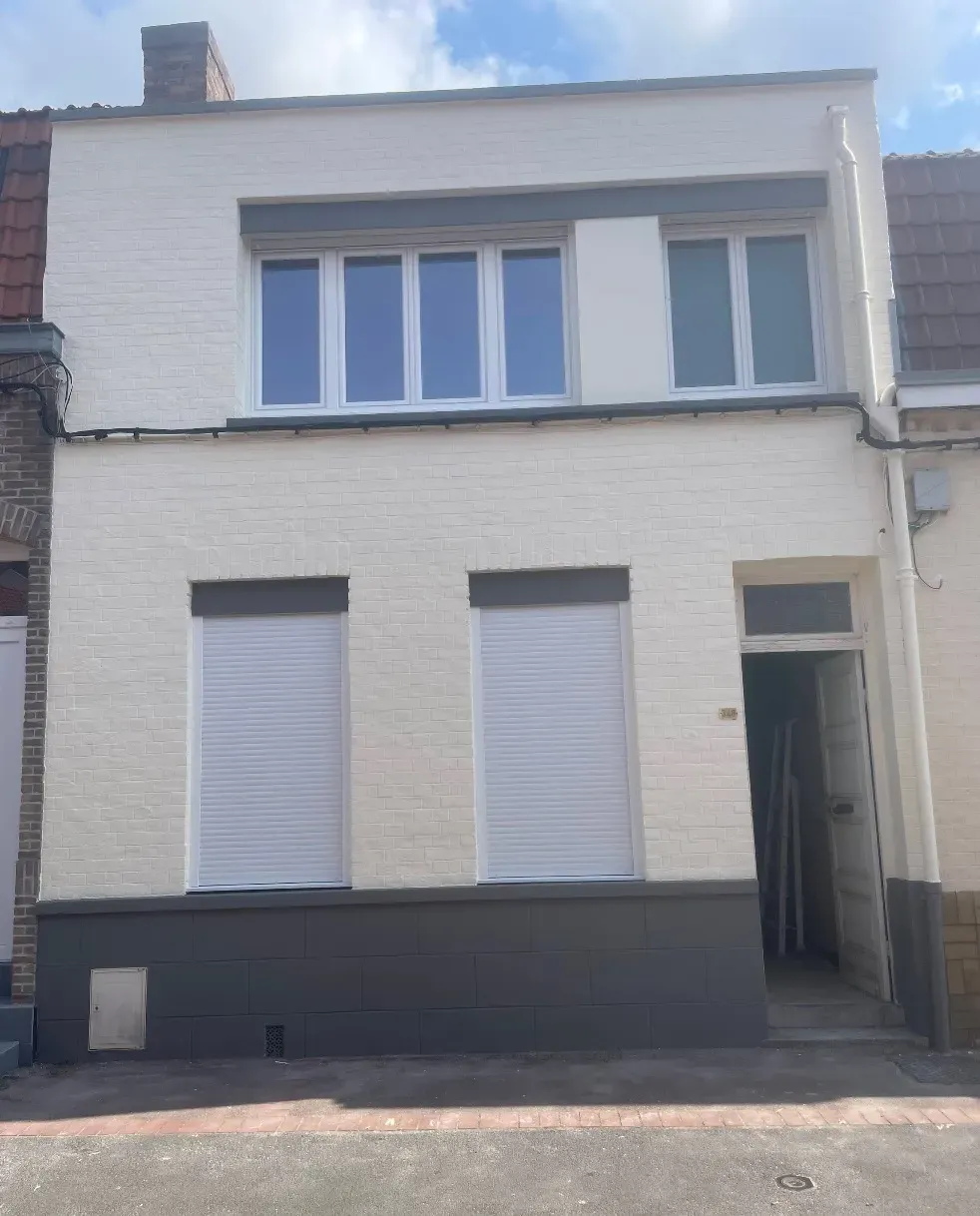 Facade apres ravalement en blanc